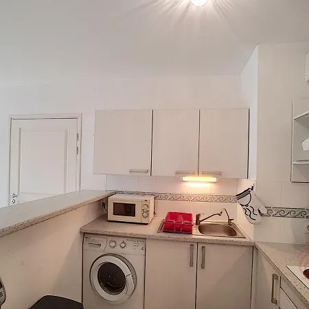 Apartment F2 Avec Terrasse, Clim, Parking Prive, Proche Centre-ville Et Thermes, Animaux Acceptes - Fr-1-451-135