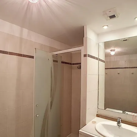 Apartment F2 Avec Terrasse, Clim, Parking Prive, Proche Centre-ville Et Thermes, Animaux Acceptes - Fr-1-451-135 Lamalou-les-Bains