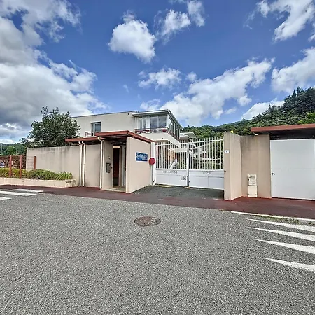 Apartment F2 Avec Terrasse, Clim, Parking Prive, Proche Centre-ville Et Thermes, Animaux Acceptes - Fr-1-451-135 *