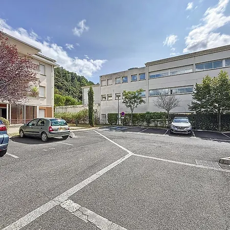 F2 Avec Terrasse, Clim, Parking Prive, Proche Centre-ville Et Thermes, Animaux Acceptes - Fr-1-451-135