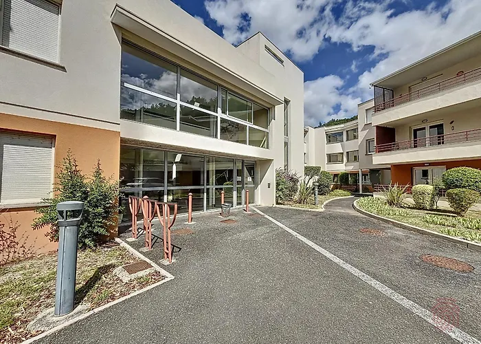 F2 Avec Terrasse, Clim, Parking Prive, Proche Centre-ville Et Thermes, Animaux Acceptes - Fr-1-451-135 Apartamento *