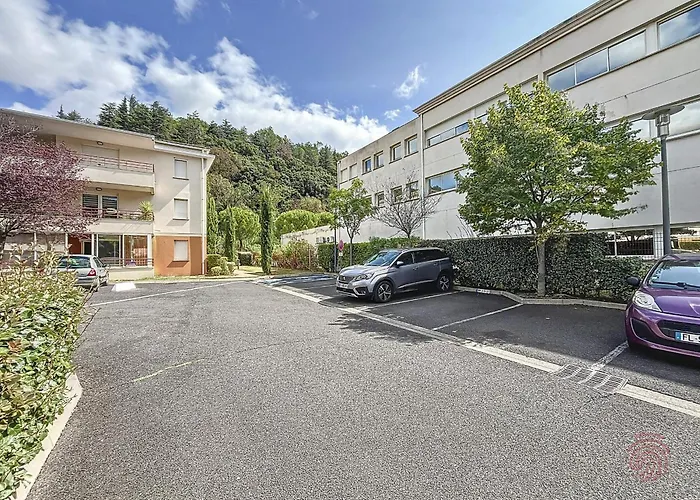 F2 Avec Terrasse, Clim, Parking Prive, Proche Centre-ville Et Thermes, Animaux Acceptes - Fr-1-451-135 * Lamalou-les-Bains